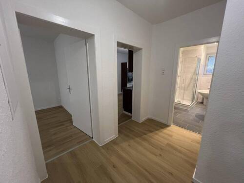 Flur - Etagenwohnung mit 55,00 m&sup2; in Essen zur Miete