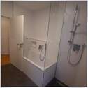 Bad mit Wanne - 