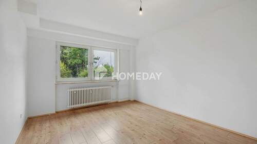 Schlafzimmer 2 - 3 Zimmer Etagenwohnung zum Kaufen in Münster Hessen