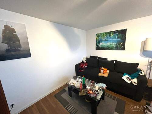 Wohnzimmer - 2 Zimmer Etagenwohnung zur Miete in Stuttgart