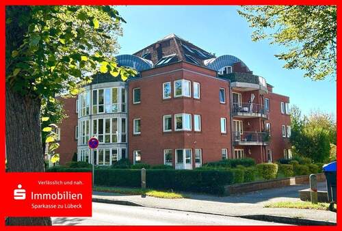 Außenansicht - Großzügige 4 Zimmer Wohnung auf zwei Ebenen in Bad Schwartau!