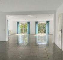 Großzügige Wohnung mit Garten! - 1.800,00&nbsp;EUR Kaltmiete, ca.&nbsp; 265,00&nbsp;m&sup2;&nbsp;Wohnfl&auml;che in Höringen (PLZ: 67724)