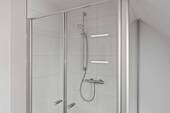 Modernes Bad Haupthaus - 