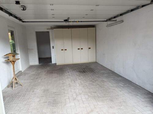 Garage - 