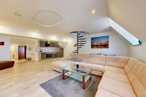 Immobilien-Stolberg-Wohnung-Kaufen-KK989-08 - PHI AACHEN - Wohnen mit Stil: Lichtdurchflutete Maisonette mit Innenhof in ruhiger Lage von Stolberg!