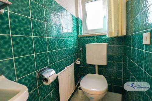 Gäste WC EG - 6 Zimmer Doppelhaushälfte in Edling