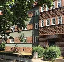 Dachgeschosswohnung mit großem Wohnzimmer - Halle Damaschkestraße