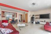 Wohnzimmer - 4 Zimmer Doppelhaushälfte zum Kaufen in Kerpen