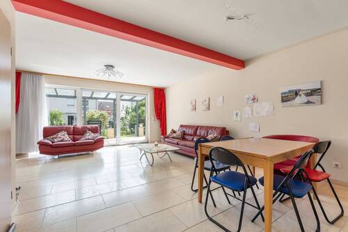 Wohnzimmer mit Terrassenausgang - Doppelhaushälfte mit 137,00 m&sup2; in Kerpen zum Kaufen