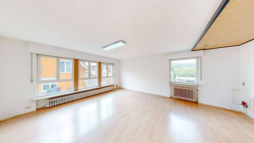 Schlafzimmer 1 - 1.OG - 1 Zimmer Mehrfamilienhaus, Wohnhaus in Wertheim