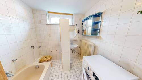 Badezimmer - 1.OG - 