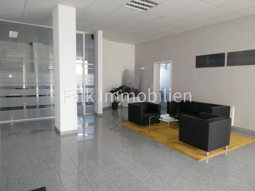 gemeinsamer Eingangsbereich - ***Ihr neuer Arbeitsplatz wartet! Attraktives Büro in moderner Bürogemeinschaft in Brühl***