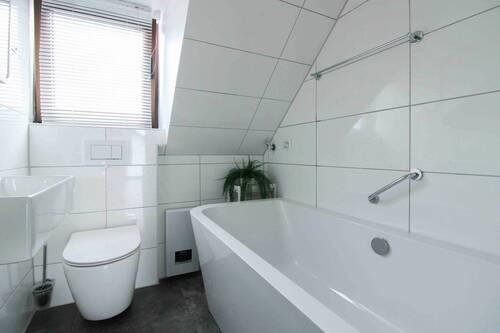 Bad OG Vorderhaus - 