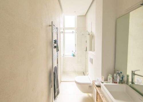 badezimmer - Bezugsfreie 2 Zi-Whg nähe Bayerischer Platz im SFL im 3.OG