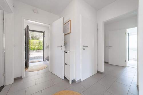 Eingangsbereich - 7 Zimmer Einfamilienhaus zum Kaufen in Eggingen