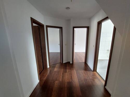 der Flur - 2 Zimmer Etagenwohnung zur Miete in Roßwein