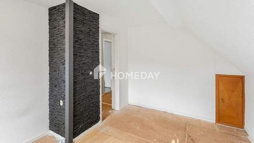 2. OG Schlafzimmer 1 2 - 