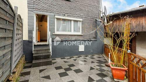 Terrasse 2 - 5 Zimmer Doppelhaushälfte zum Kaufen in Wiehl