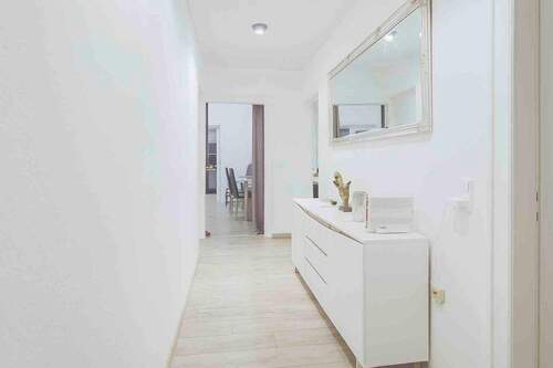 Flur EG - Einfamilienhaus mit 214,60 m² in Löhne zum Kaufen