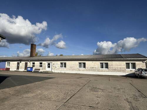 Ansicht - Viel Platz für Ihre Firma! - 155.000,00&nbsp;EUR Kaufpreis,