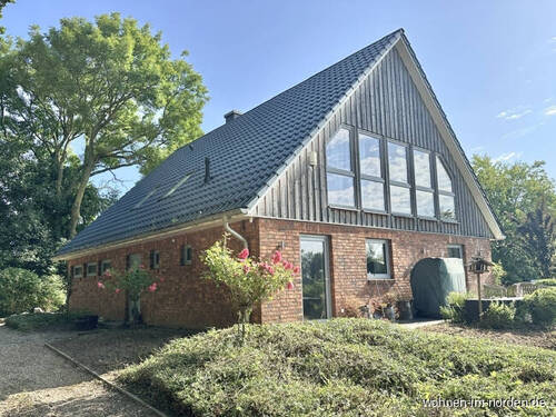 Bild 1 - Osdorf: Traumhaftes Landhaus von 2018 mit eigener Pferdekoppel, Naturbadeteich, Sauna und Ostseenähe