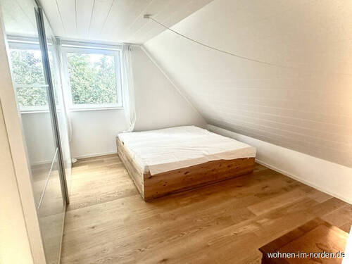 Zimmer rechts Obergeschoss - 