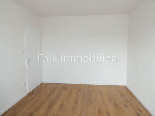 Kinder-/Arbeitszimmer mit Zugang Balkon - 