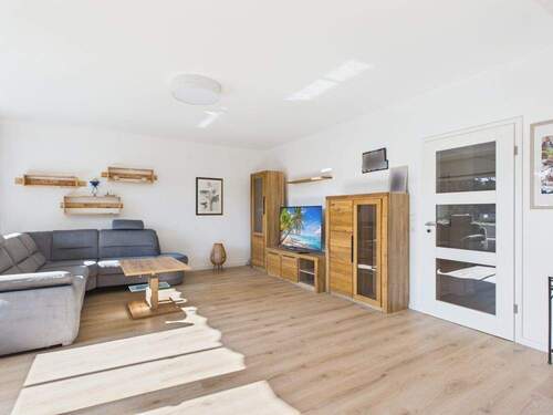 Wohnzimmer - 2 Zimmer Etagenwohnung zum Kaufen in Buchholz in der Nordheide