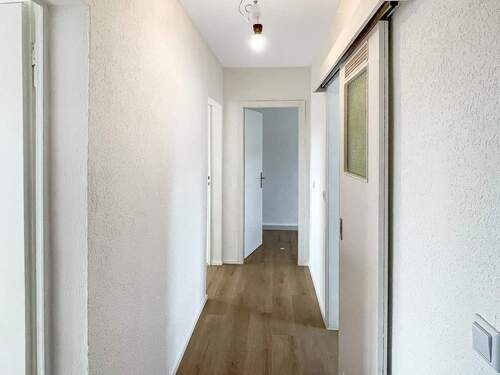 Flur - 3 Zimmer Etagenwohnung zur Miete in Rosenthal am Rennsteig