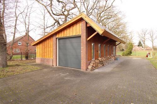 Garage - 