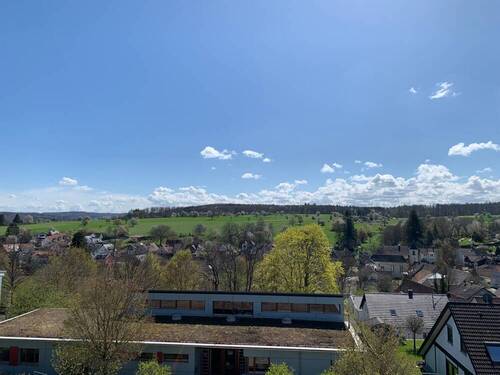 Blick über den Ort - Interessante DG-Wohnung mit Ausblick
