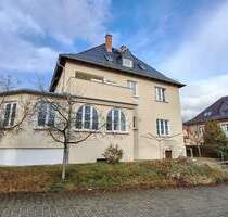 Flexibles Zweifamilienhaus in Saalfeld - Wohnen & Arbeiten unter einem Dach