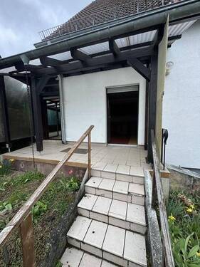 1 Außen rund ums Haus (7) - 8 Zimmer Mehrfamilienhaus, Wohnhaus in Pirmasens