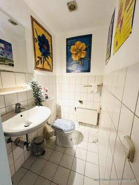 Gäste-WC Altbau - 