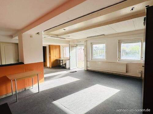 Souterrainzimmer 1 - 