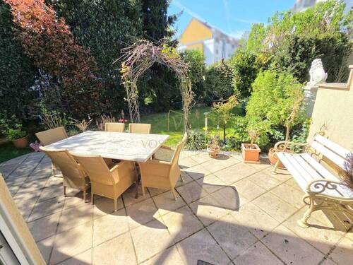 Terrasse EG - Reihenendhaus mit 200,00 m&sup2; in Bad Vilbel zum Kaufen