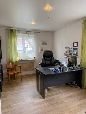 Zimmer III (EG) - 