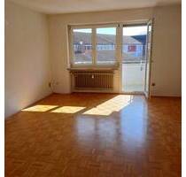 3-Zimmer-Wohnung mit Balkon & Garage in Weiden | 68 m² | WIRD RENOVIERT