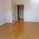 Wohnzimmer - 3 Zimmer Etagenwohnung zur Miete in Weiden