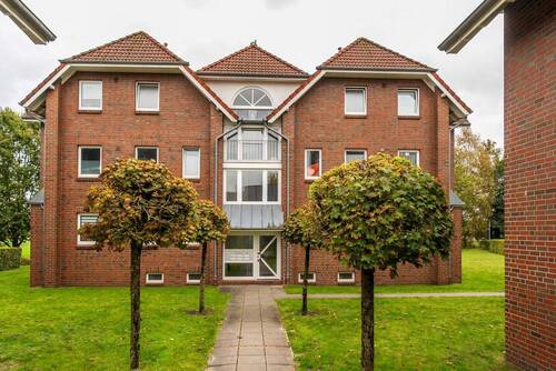 Straßenansicht - 2 Zimmer Etagenwohnung zum Kaufen in Westerstede