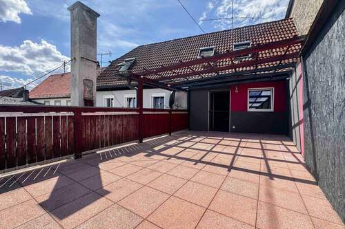 Terrasse - Ihr neues Zuhause in Zentbechhofen - 4 Zimmer & sonnige Terrasse