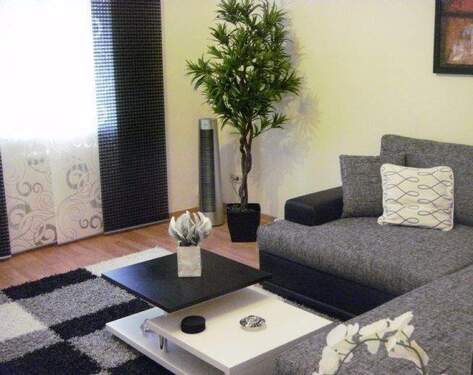 Wohnen - Viernheim, (voll möbliert) Stilvoll eingerichtete schöne 2 Zimmer Wohnung