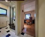 Blick Richtung WC und Büro - 
