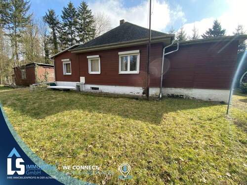 Haus Hinterseite - 3 Zimmer Einfamilienhaus zum Kaufen in Marienfließ