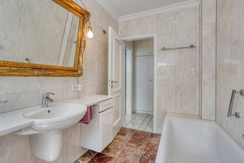 Badezimmer - Erdgeschoss - 