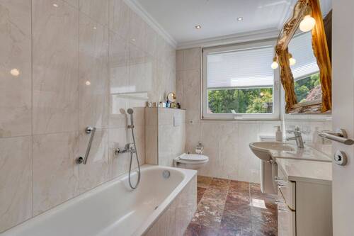 Badezimmer - Erdgeschoss - 