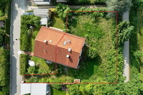 Vogelperspektive - AIGNER - Sanierungsobjekt mit Baugenehmigung - Investitionschance im Münchner Süden