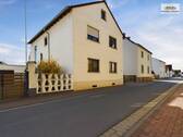 Strassenseite links - 