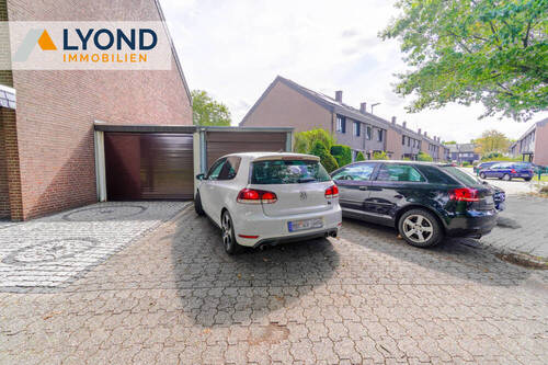 LYD 4405 - 31 Garage - 