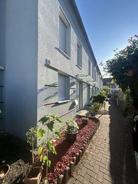 Bild 2 - 5 Zimmer Reihenmittelhaus zur Miete in Kaiserslautern